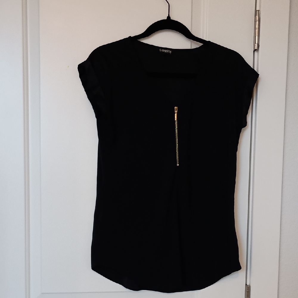 Express Black Top with Gold Accent